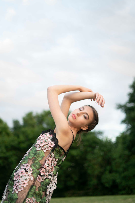 Slipkleid aus Blumenspitze