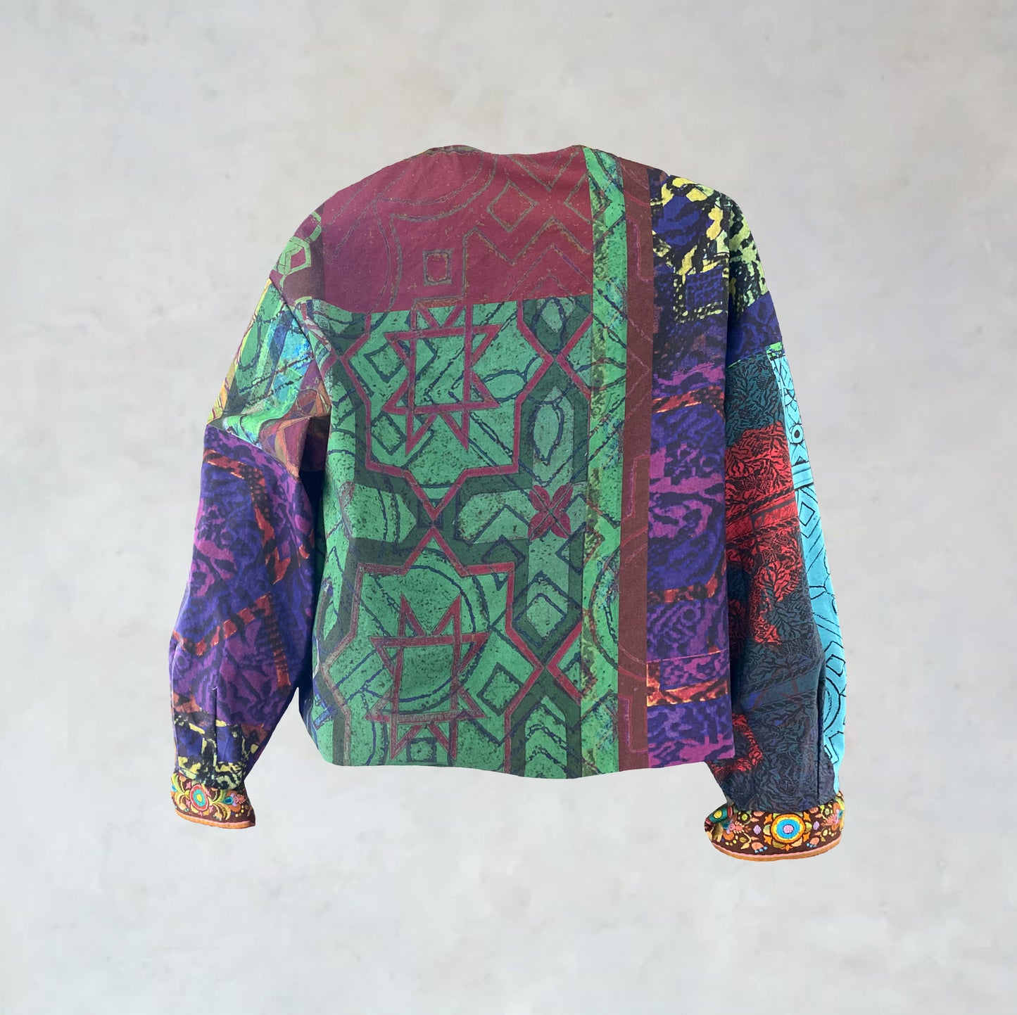 Blouson in Patchwork inspiriertem Digitaldruck